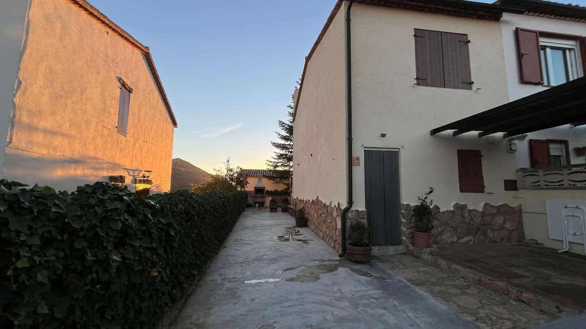La Caseta Ulldemolins Holiday home